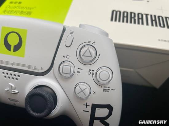 《马拉松》PS5限定手柄开箱：酸性风格活力满满