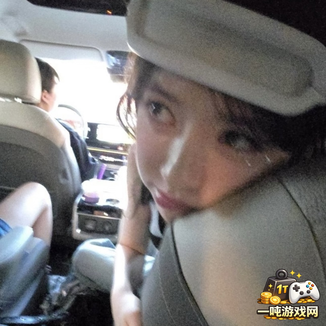 香肠派对中生存技巧：如何在荒野地图中巧妙避敌和寻找补给