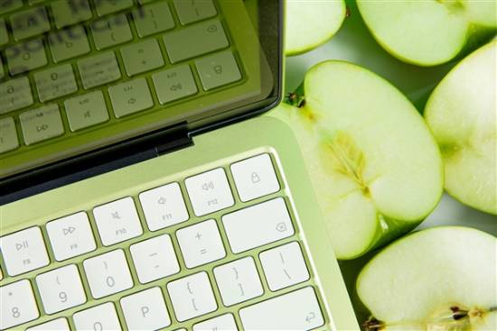 MacBook Neo续航表现亮眼！8GB内存可满足日常使用