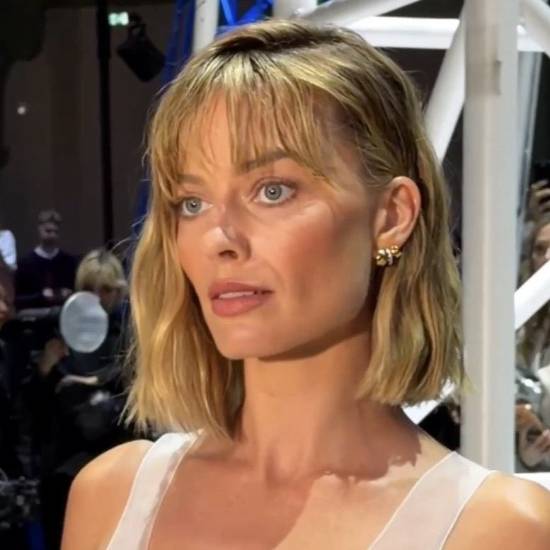 “小丑女”玛格特·罗比被传接受面部脂肪抽取手术 传闻引发全网热议