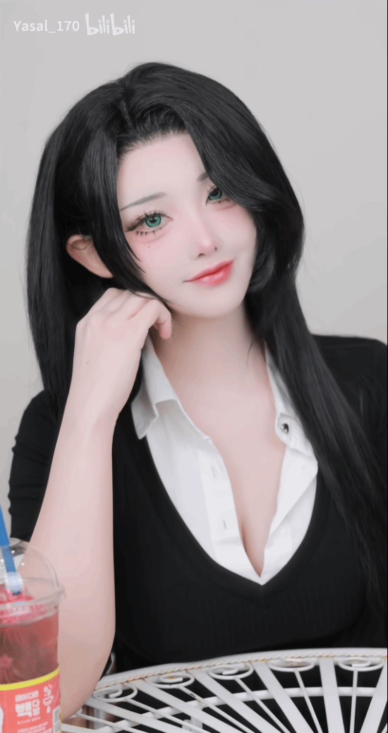 韩援coser Yasal新片 黑长直太顶了吧