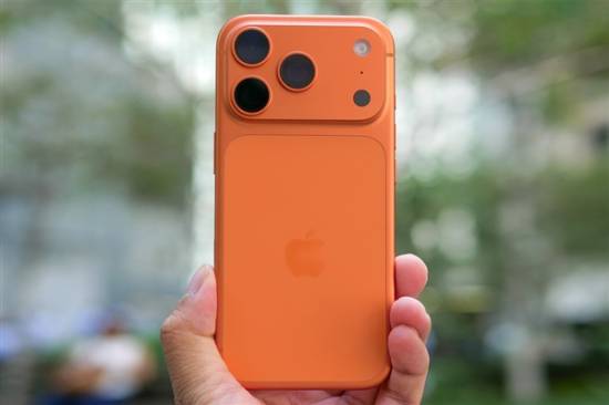 iPhone 18 Pro屏下Face ID升级落空!灵动岛将再战一年